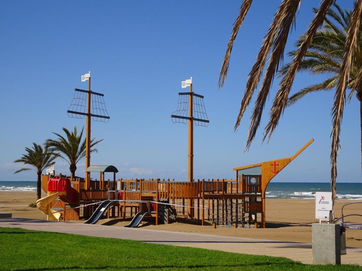 Playa de GandiaMar Del Est Gandia - Alquiler Solo A Familiasアパートメント エクステリア 写真